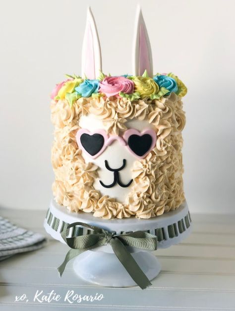 Delicious Llama Birthday Cake That’s Pinterest-Worthy | Learn how to make your cool Llama cake with this easy and fun tutorial! I'll show you exactly how to make this party a llama cake at home. Llama cakes have taken over our Instagram and Pinterest feeds and has become the new unicorn cake. Whether you are throwing a llama birthday party or want to create a cool llama cake for fun, this tutorial is for you! #xokatierosario #cakedecoratingtipsandtricks #llamacake #llamabirthdaycake Llama Cake, Homemade Fondant, Cake Decorating For Beginners, Llama Birthday, Vanilla Cake Mixes, Animal Cakes, Summer Cakes, Fondant Decorations, Summer Cocktail Recipes