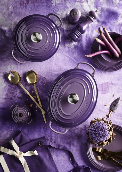 New Colourway From Le Creuset: Ultra Violet Purple Kitchen Accessories, Le Crueset, Le Creuset Kitchen, Image Zen, Deco Fruit, Le Creuset Cookware, Purple Kitchen, Pip Studio, All Things Purple