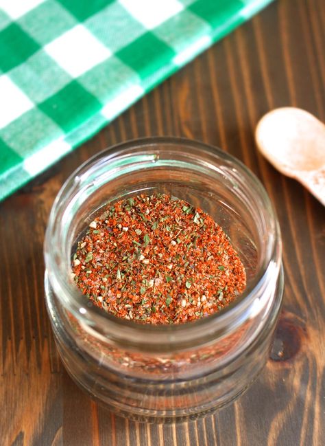 Homemade Italian Sausage Seasoning by Frugal Nutrition Italian Sausage Seasoning, Sausage Spices, Pantry Basics, Homemade Italian Sausage, Homestead Recipes, Italian Seasonings, Sausage Seasoning, Seasoning Blends, Homemade Pantry