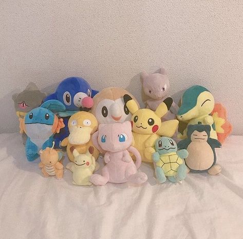 𝘢𝘮𝘰𝘥𝘦𝘳𝘯𝘪𝘤𝘢𝘳𝘶𝘴 Plushies Pattern, Pokemon Plush, Cuddle Buddy, Kawaii Plushies, Cute Stuffed Animals, Rilakkuma, Cute Plush, Cute Pokemon, Softies