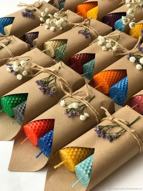 Christmas Homescreen, Ivy House, Christmas Home Decor, Brown Paper, Christmas Home, Ivy, Flowers, Christmas, Home Decor