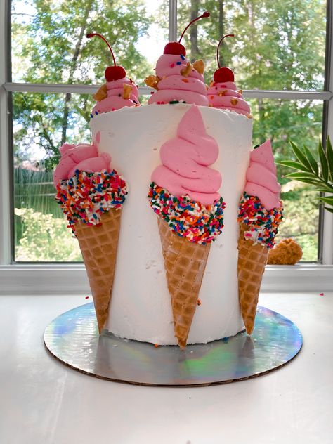 https://linktr.ee/snackshacksugarshack Ice Cream Cone Decorated Cake, Cone Cake, Ice Cream Cone Cake, Cake In A Cone, American Buttercream, Mini Ice Cream Cones, Baking Secrets, Snack Shack, Sugar Cones