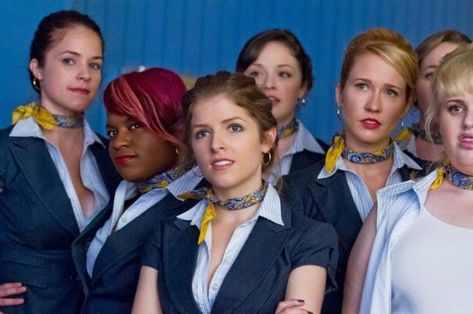 Pitch Perfect Characters, Creative Group Costumes, Bff Costumes, Zombie Couple Costume, Justin Bartha, Troll Costume, Girl Group Costume, Zach Galifianakis, Movie Outfits