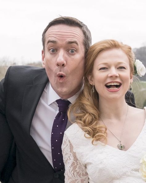 sarah snook as shiv roy & matthew macfadyen as tom wambsgans in succession Shiv Roy, Hong Kong Wedding, Sarah Snook, Cher Horowitz, Human Bean, Horrible People, Matthew Macfadyen, Mr Darcy, British Actors