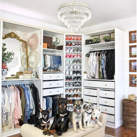 Master Closet Design, Dream Closet Design, Armoire Dressing, Closet Design Layout, Wardrobe Organisation, Closet Renovation, Closet Remodel, Closet Room, Closet Decor