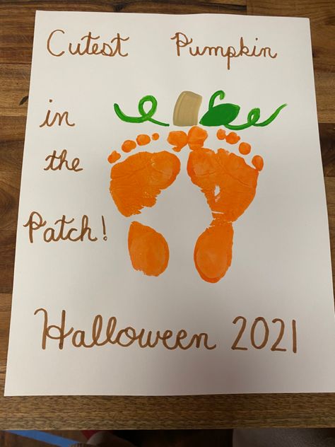 Sweeter Than Pumpkin Pie Footprint, Pumpkin Footprint Art, Footprint Pumpkin, Pumpkin Footprint, Newborn Crafts, Halloween Handprint Crafts, Sweeter Than Pumpkin Pie, Baby Footprint Crafts, Baby Art Crafts