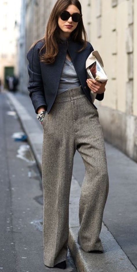 Minimalisticky Chic, Wide Leg Pants Winter, Wide Pants Outfit, Wide Leg Trousers Outfit, Styling Wide Leg Pants, Wide Leg Outfit, Wide Leg Pants Outfit, Style Wide Leg Pants, Winter Pants Outfit