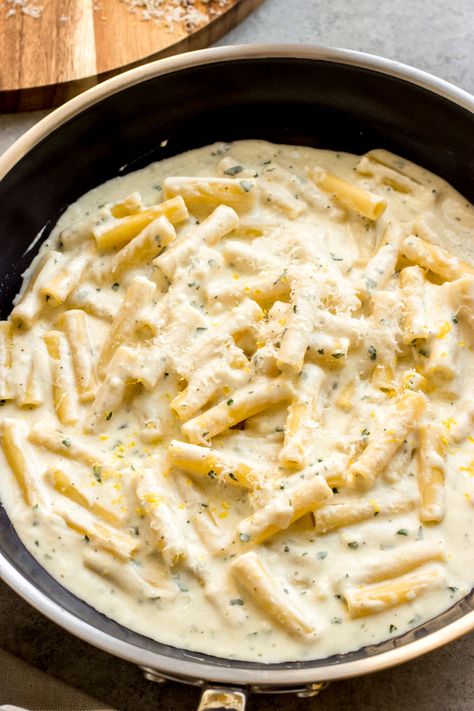 Cream Sauce For Pasta, Lemon Garlic Cream Sauce, Garlic Cream Sauce Recipe, Pasta And Sauce, Lemon Cream Sauce, Lemon Pasta Recipes, Sauce For Pasta, Cream Sauce Pasta, Lemon Cream Sauces