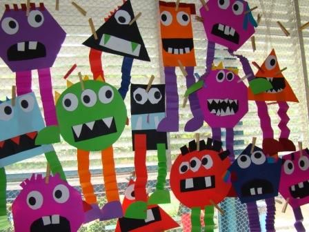 Shape monsters---can incorporate shapes, vertices and adjectives all in one.  Have the kids create their shape monster then describe it using math vocabulary and afjectives Monster Craft, Monster Crafts, Monster Theme, Halloween Preschool, Shapes Activities, Halloween Tags, Kids Create, Shape Crafts, Kindergarten Art