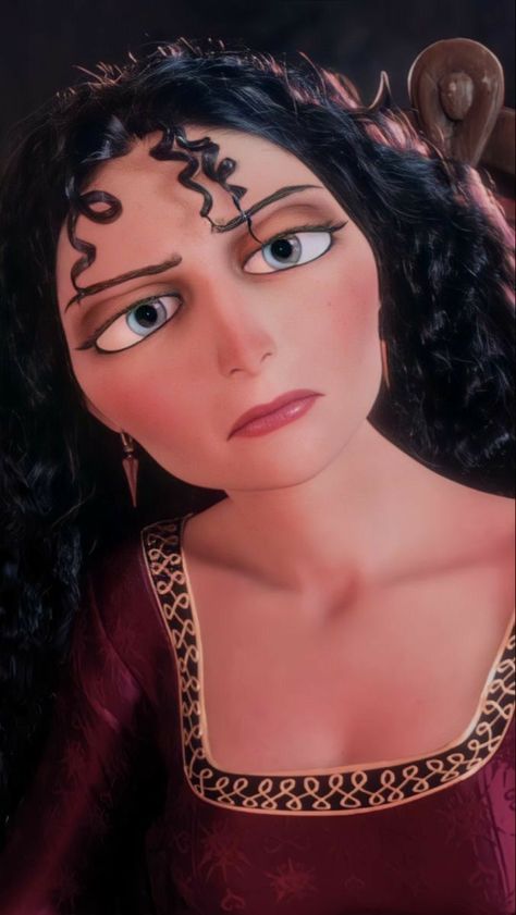 Tangled Mother Gothel, Tangled Lockscreen, Lockscreen Disney, Disney Icon, Mother Gothel, Tangled 2010, Angry Dog, Duo Costumes, Special Makeup