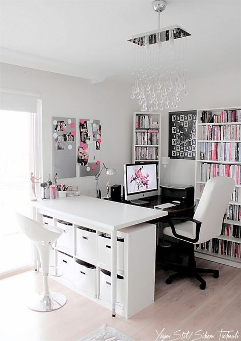 Room Decorations, Workspace Diy, Chambre Inspo, Desk And Chair, Desk Organization Office, Creative Workspace, Diy Chandelier, Workspace Design, Home Office Space