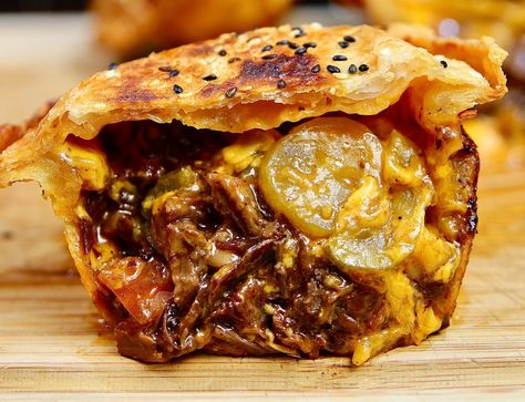 This will blow your head off! One of the best pies you will wrap your lips around. Using low and slow cooked brisket along with a McDonald's cheeseburger flavour profile will produce one of the best pies you have ever tried. Brisket Jalapeño Cheddar Pie, Brisket Jalapeño Pot Pie, Brisket Jalapeno Cheese Pie, Brisket Jalapeño And Cheese Pot Pie, Brisket Pie Recipe, Brisket Pot Pie, Brisket Pie, Mcdonald's Cheeseburger, Beef Brisket Chili