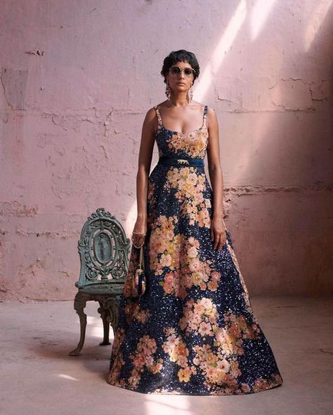 Velvet Gown Indian, Sabyasachi Gown, Sabyasachi Dresses, Reception Bridal Dress, Floral Frocks, Gown Party Wear, Indian Outfits Lehenga, Floral Lehenga, India Dress