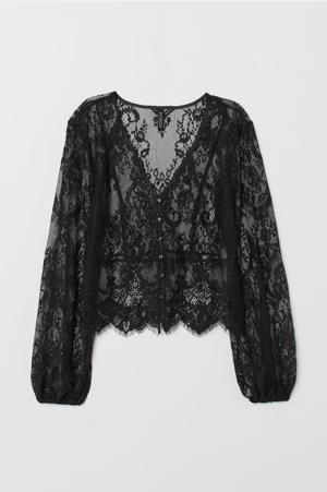 Blouse Dress Outfit, Morgana Le Fay, Kebaya Lace, Black Lace Blouse, Casual Hijab Outfit, Neck Lace, Dark Fashion, Looks Style, Blouse Black