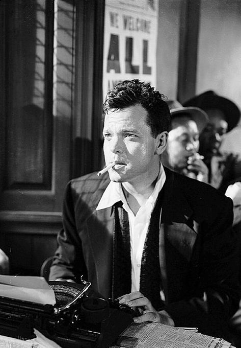 Shanghai, Lady From Shanghai, Orson Welles, Timeless Elegance, A Man, Che Guevara, Historical Figures, Desk, Men And Women