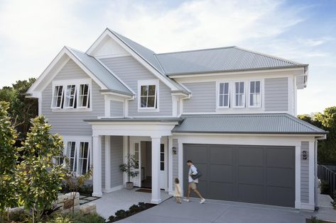 Hamptons Farmhouse Style, Hampton Exterior, Hamptons House Exterior, Hamptons Farmhouse, Colorbond Roof, Gray House Exterior, Gray House, Grey Houses, Roof Colors