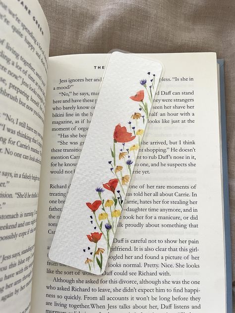 Marques Pages, Bookmarks For Books, Bookclub Gifts, Watercolor Bookmarks, Summer Books, Gifts For Bookworms, Beach Reading, Gifts For Readers, Flower Lover