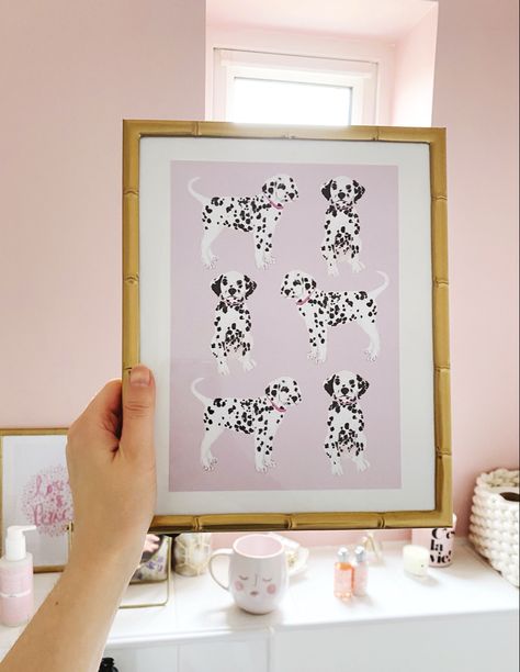 Dalmatian Art, Pink Dalmatian, Dog Breed Art, Velvet Art, Puppy Room, Dog Drawings, Banquet Seating, Dog Illustrations, Pink Room Decor