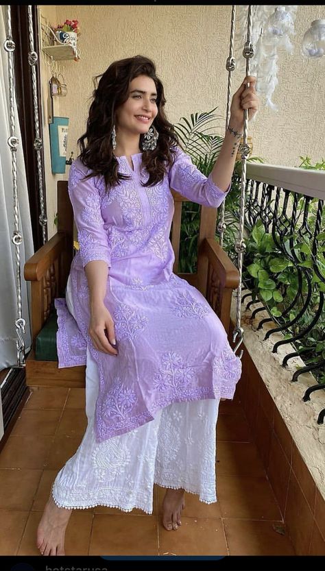 Lilac Colour Dress, Lavender Colour Dress, White Plazo, Purple Color Dress, Dress Designing Ideas, डिजाइनर कपड़े, Lavender Colour, Lilac Colour, Western Dresses For Women