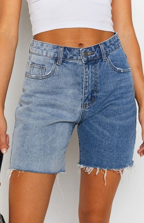 Farming Clothes, Sleeveless Playsuit, Trendy Stuff, Game Girl, Acid Wash Shorts, Jean Short Outfits, Farm Clothes, Denim Inspiration, Shorts Outfits Women