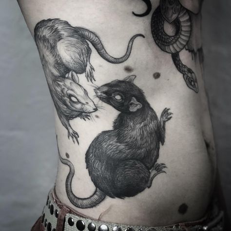 Healed #rattattoo #linework #blackwork #blackworkerssubmission #blxckink #tattoodo #blackart Tough Tattoos, Body Museum, Alex Tabuns, 42 Tattoo, Rat Tattoo, Phönix Tattoo, Tier Tattoo, Borneo Tattoo, Tattoos Inspiration