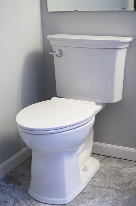 Tips For Choosing The Best Toilet For Your Bathroom Remodel Best Toilets To Buy, Toilet Sink Combo, Dyi Bathroom, Replace Toilet, Toilet And Bathroom Design, Bathroom Makeover Ideas, Kohler Toilet, Bathroom Upstairs, Decorating A New Home