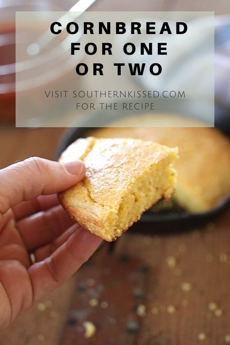 This lightly sweet cornbread pairs well with chili and soups and is just the right size for one or two people. Dip it in a glass of buttermilk for a truly Southern snack. Cornbread Small Batch, Single Serve Cornbread, Single Serving Cornbread, Cornbread For One Or Two, Cornbread For 2, Baking For One Person, 1 Person Breakfast Ideas, Cornbread For One, Small Cornbread Recipe