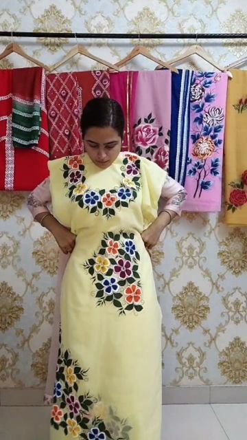 Hand Painting Suits Designs, Paint Suit Design For Women, Lehenga Latest, Fabric Colour Painting, Painting Colour, Saree Painting Designs, Circle Mehndi, Beautiful Butterfly Pictures, Painted Clothes Diy