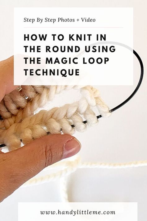 Knitting Step By Step, Magic Loop Knitting, Knit Stitches For Beginners, Loop Knitting, Knitted Mittens Pattern, Knitting Hacks, Knitting Help, Knitting Stitches Tutorial, Knitting Basics