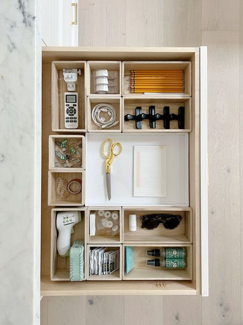 Organisation, Desk Drawer Organisation, Organize A Small Kitchen, Junk Drawer Organizing, Small Dorm Room, Stacking Shelves, Small Dorm, Dorm Room Storage, Small Kitchen Organization