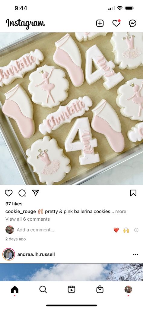 Ballerina Cookies Royal Icing, Tutu Cute 2nd Birthday Party Cookies, Ballerina Birthday Cookies, Ballerina Cookies Decorated, Ballet Cookies Decorated, Tutu Cookies, Ballet Cookies, Ballerina Birthday Cake, Ballerina Cookies