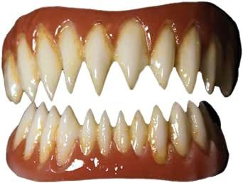 Pennywise Teeth, Evil Clown Costume, Creepy Characters, Eye Reference, Veneers Teeth, Fake Teeth, Dental Veneers, Evil Clowns, Melting Beads