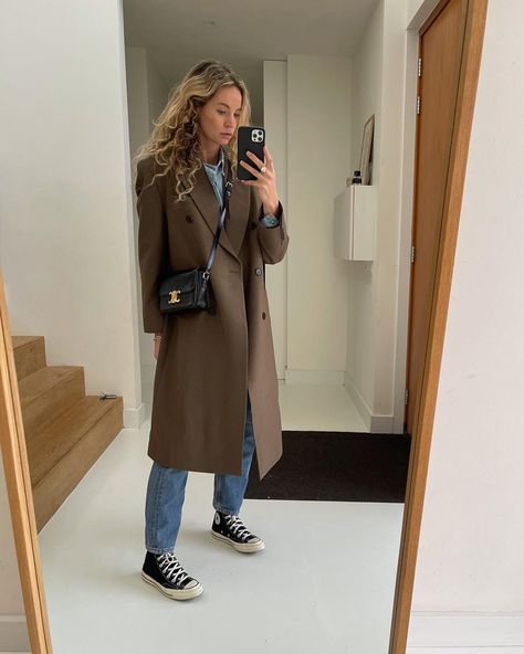 Fall Winter Capsule Wardrobe, Anouk Yve, Androgynous Outfits, Look Adidas, Estilo Indie, Skandinavian Fashion, London Outfit, Uni Outfits, Autumn Fits