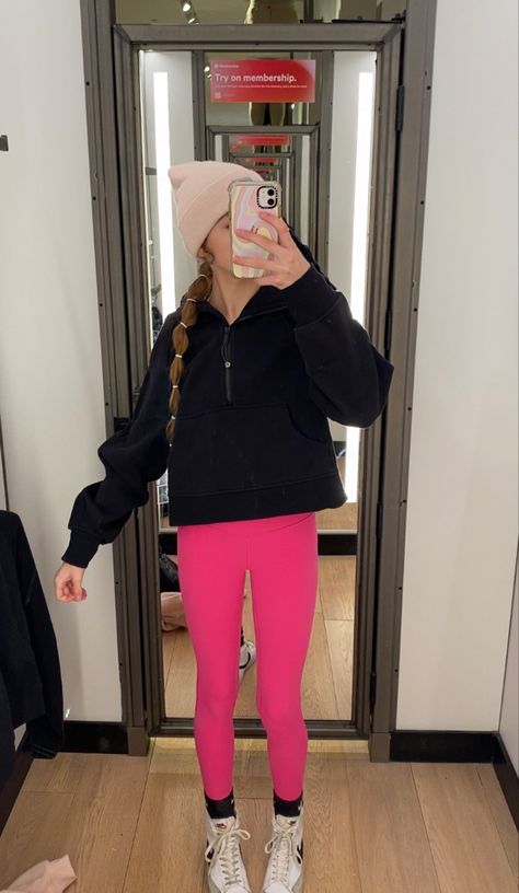 Neon Pink Leggings Outfit, Styling Pink Leggings, Bright Pink Leggings Outfit, Outfits With Hot Pink Leggings, Pink Leggings Outfit Winter, How To Style Pink Leggings, Pink Leggings Outfit Casual, Hot Pink Leggings Outfit, Lydia Outfits