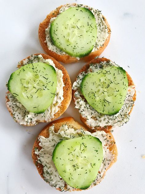 Cucumber Cream Cheese Toast Appetizer Mini Bagel Appetizers, Cucumber Cream Cheese Sandwiches, Sandwich Appetizer, Cucumber Cream Cheese, Cream Cheese Sandwich, Cream Cheese Toast, Cucumber Appetizers, Cream Cheese Sandwiches, Cream Cheese Appetizer