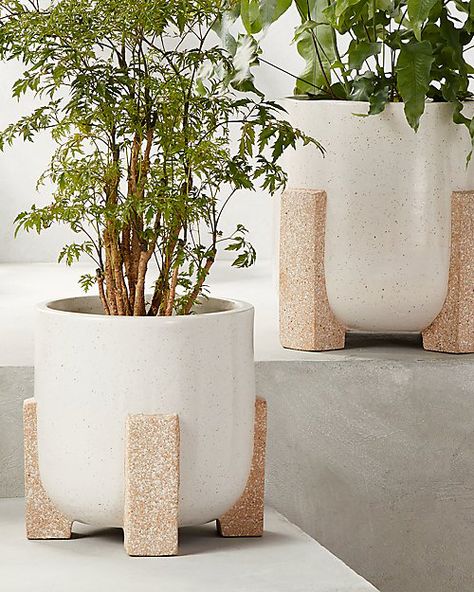 These Decorative Flower Pots and Planters Will Make Your Plants Pop Modern Planters Outdoor, Large Outdoor Planters, Resin Planters, Patio Planters, Macrame Plant Holder, Square Planters, Glass Planter, White Planters, Terracotta Planter