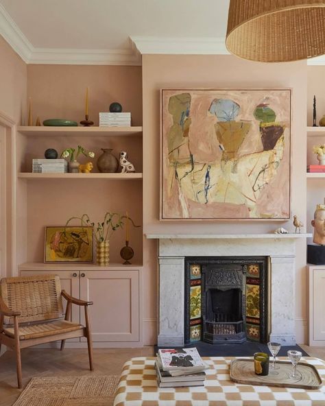 Farrow & Ball (@farrowandball) • Instagram photos and videos Fauvism Painting, Breakfast Room Green, Potted Shrimp, Pink Paint Colors, Art Gift Ideas, Cosy Living Room, Painting Wall Decor, Farrow And Ball, London House