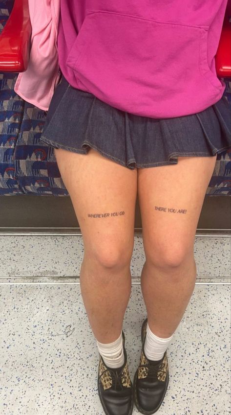 Words On Legs Tattoo, Above Knee Word Tattoos Women, Word Tattoo Aesthetic, Words Over Knee Tattoo, Script Knee Tattoo, Script Tattoo Above Knee, Above Knee Script Tattoo, Leg Text Tattoo, Knee Writing Tattoo