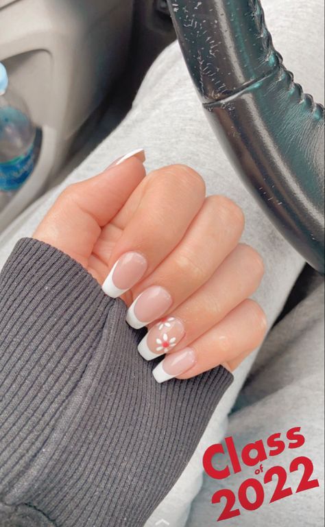 Simple Flower Nails Coffin, White Tip Nails With Design Spring, White Tips With Design On Ring Finger, French Tips With Accent Nail Ring Finger, French Tip Nails Ring Finger Design, White French Tips With Flowers On Ring Finger, White French Tip Nails With Flowers Square, French Tip Acrylic Nails With Design White, Cute White Nails With Flowers