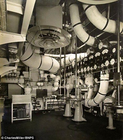 Queen Mary  The engine room was very elaborate.... Queen Mary Ship, Rms Queen Mary, Rms Queen Elizabeth, Cunard Cruise, Cunard Line, Marine Engineering, Engine Room, Merchant Marine, Ocean Liner