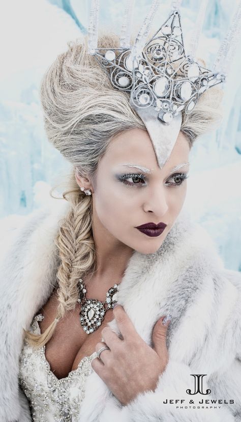 White Witch Costume, Wedding Dresses Winter, Ice Queen Makeup, Ice Queen Costume, Lion Witch Wardrobe, Witch Wedding, Dresses Winter, Queen Makeup, Queen Costume