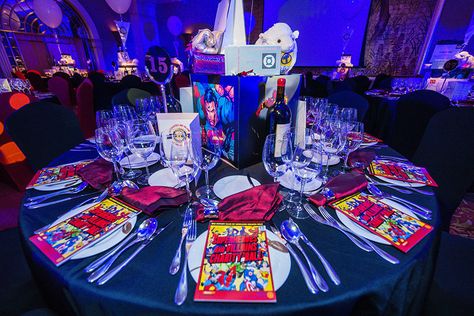 Super-Heroes-Ball-Themed-Venue-Decorations- Super Hero Centerpiece, Marvel Centerpieces, Superhero Gala, Superhero Themed Party, Marvel Wedding, Batman Wedding, Dance Theme, Superhero Decorations, Marvel Party