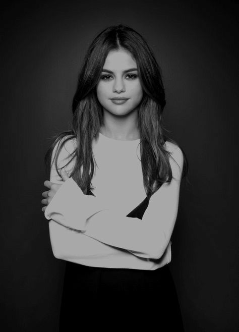 Selena Gomez Wallpaper, Selena Gomez Album, Selena Gomez Photoshoot, Selena Gomez Outfits, Selena Gomez Cute, Selena Gomez Photos, Selena Gomez Pictures, Selena Gomez Style, Selena G