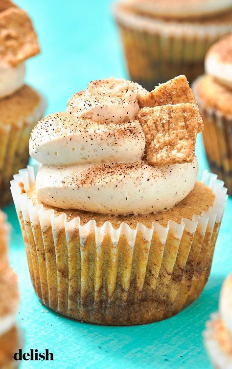 Cinnamon Toast Crunch Cupcakes, Baked Cinnamon Toast, Cinnamon Toast Crunch Bars, Desserts Cinnamon, Homemade Cereal, Easy Cupcake Recipes, Crunch Cake, Cinnamon Toast Crunch, Easy Cupcakes