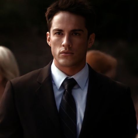 Tyler Tvd, Tyler Vampire Diaries, Tyler Lockwood, The Vampire Diaries Characters, Michael Trevino, Vampire Diaries Guys, Mystic Falls, The Vampire Diaries, Vampire Diaries The Originals