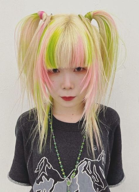 Harajuku Hairstyle, Pink And Green Hair, Harajuku Hair, Hairstyles Mens, Dyed Hair Inspiration, Haircut And Color, Hair Dye Colors, Jairzinho, Hair Reference