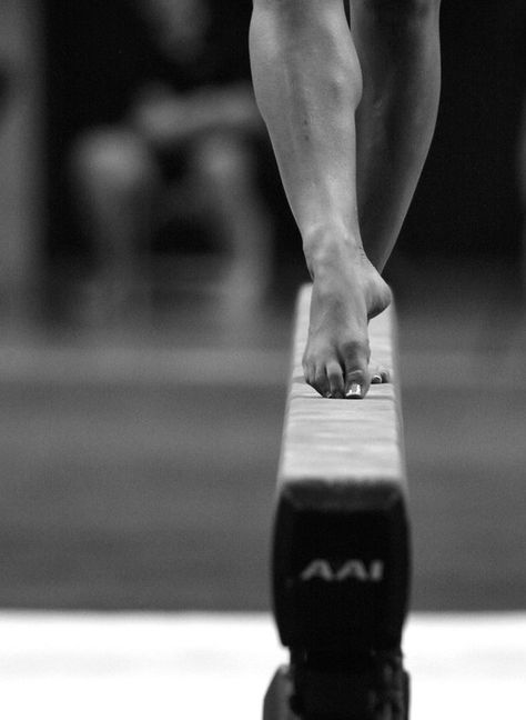 Gymnastics Wallpaper, Gymnastics Quotes, Amazing Gymnastics, Gymnastics Poses, Gymnastics Photos, Gymnastics Videos, Gymnastics Photography, Gymnastics Pictures, Sport Gymnastics