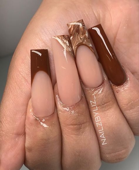 November Nails Square, Cute November Nails, Beige Nails Design, Short Coffin Nails Designs, Stylish Nail Art, Nail Art Idea, Brown Acrylic Nails, Brown Nails Design, Elegant Nail