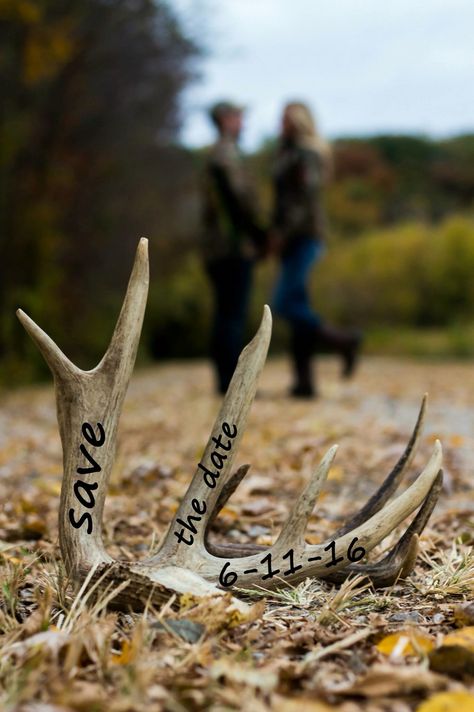 Deer antler engagement picture. Save the date. Engagement picture idea. Camo Wedding Decorations, Country Wedding Pictures, Country Engagement Pictures, Hunting Wedding, Country Western Wedding, Antler Wedding, Western Themed Wedding, Engagement Photos Country, Country Couples