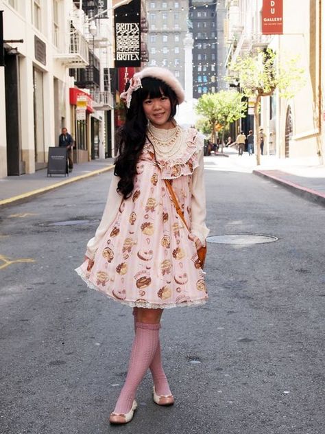 Angelic Pretty Kai Fashion, Otome Fashion, Otome Kei, Cute Kawaii Outfits, Cream Donut, Japanese Lolita Fashion, Japan Kawaii, Kei Fashion, Sweet Clothes